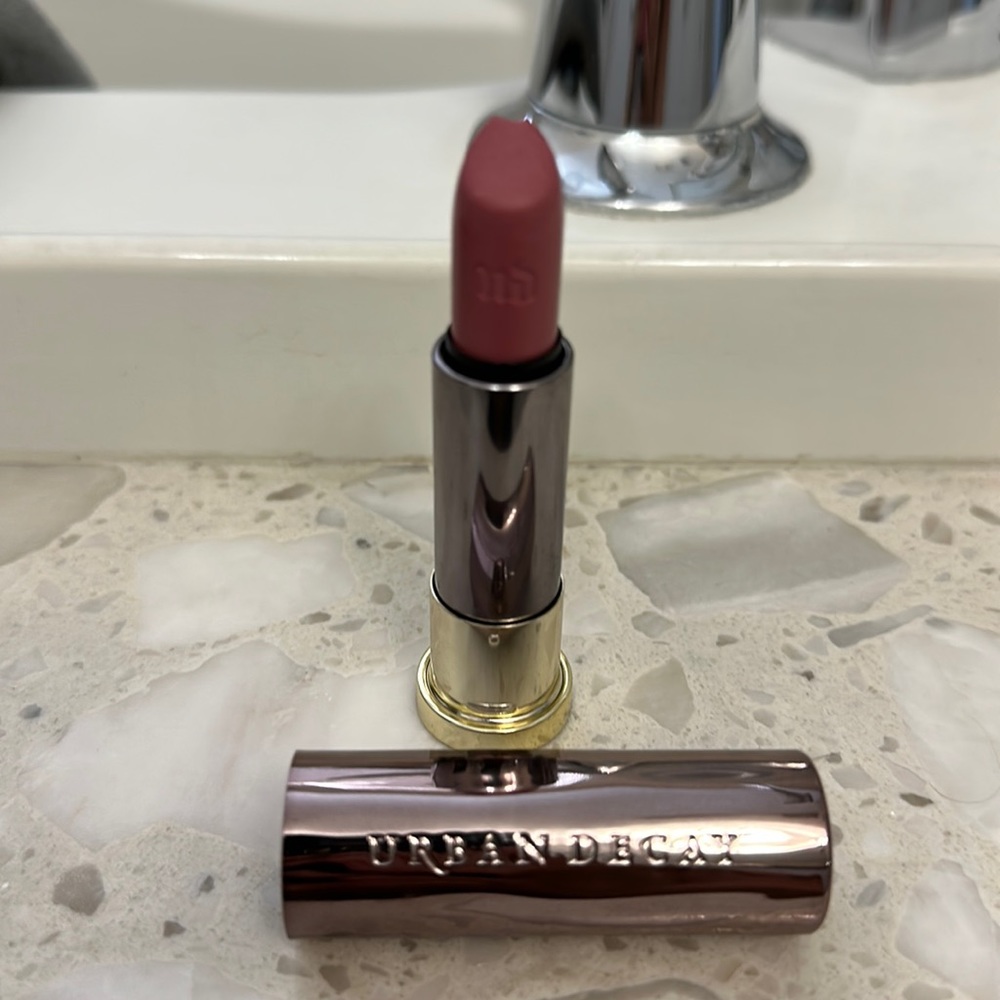Urban Decay Backtalk Vice Matte Lipstick